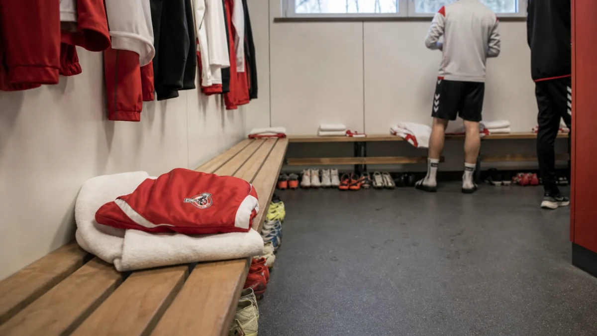 Jusuf Gazibegović siirtyy lainalle Widzew Łódźiin
