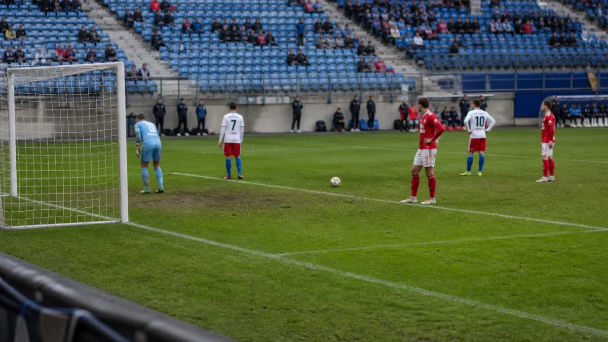Mainz murskasi Hamburger SV:n Hampurissa