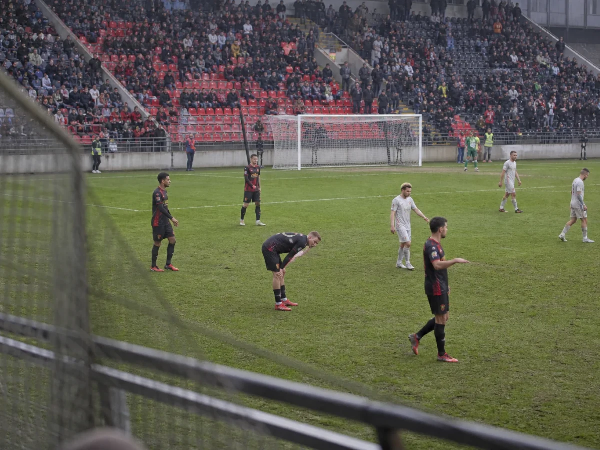 Bayer Leverkusenin loppukiri jäi vajaaksi – Elversberg voitti Bundesliiga-avauksen 3–2